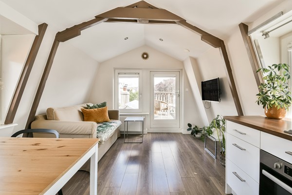 Medium property photo - Vijzelstraat 95-4, 1017 HH Amsterdam